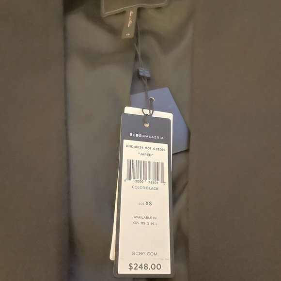 BCBG JARED FRINGE SCARF VEST - Picture 3 of 7